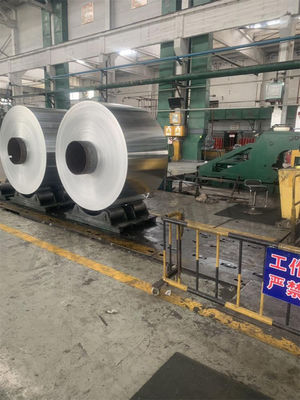 3004 1,2 мм 1,5 мм 1,8 мм Алюминиевая прочная катушка Алюминиевая мигающая катушка с регулярным шпангелем и ± 1% толерантностью