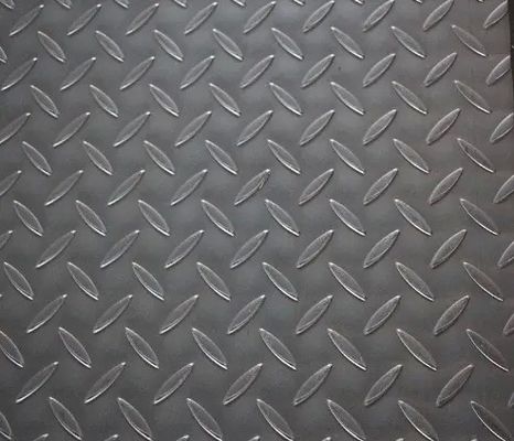 2000-12000 мм Длина JIS Standard Q235 A36 Q345 Мягкая горячо прокатая углеродистая сталь чекированная напольная плита с бриллиантовым узором Ms