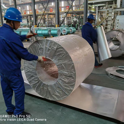 Горяче погруженные оцинкованные стальные листы в катушках Z275g GI катушка изготовление небольших инструментов Выберите стандарт JIS / BS / EN / ASTM для превосходного