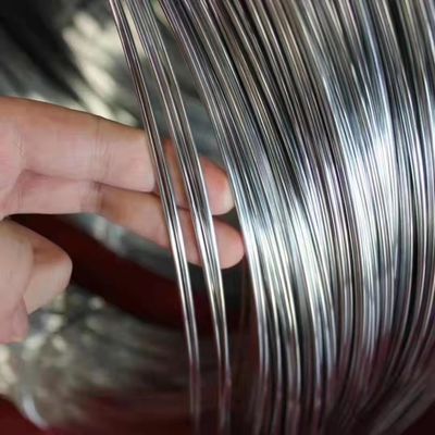 Стандарт ASTM 0,7 мм 0,8 мм 1,2 мм 1,6 мм 1,8 мм 2 мм 2,5 мм решетчатая проволока Электросплавленная железная проволока