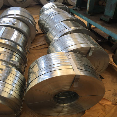 Q235 Q345 0,8MM Толщина Оцинкованные стальные рулонные полосы с пропорцией и толерантностью ± 1% Ширина 180 мм