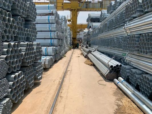 Форма круглого сечения ASTM A106 Sch 40 ERW GI Зацинкованные стальные трубы с допусками ± 1%